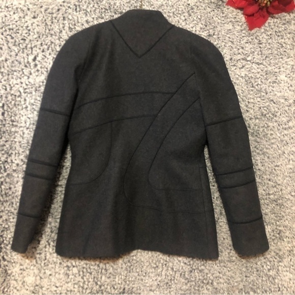 Beautiful Women’s Classy Gray Wool & Lana Vest With Front Zipper in Exce… - Picture 4 of 9